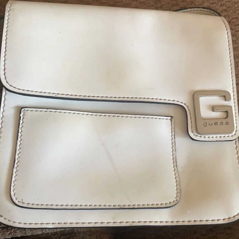 Guess vintage white
